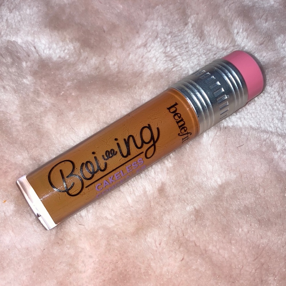 Benefit concealer - Picture 1 of 2